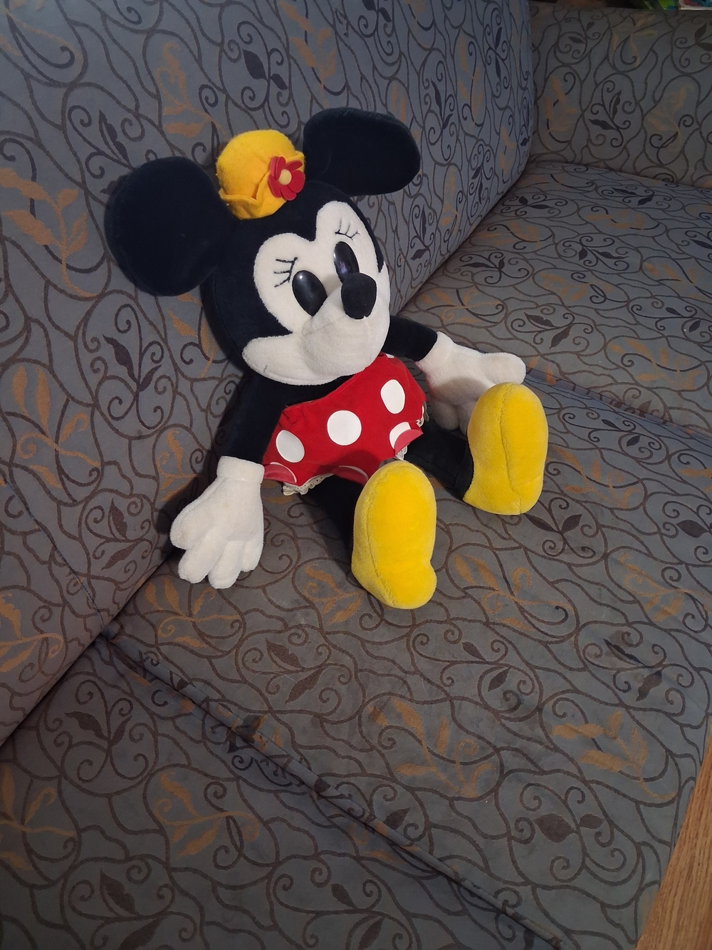 Disney Minnie Mouse Plush - Black, Red, White & Yellow